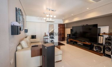 Casa 2/3 Dormitorios -Cochera y Pileta