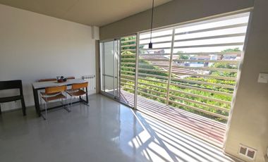 VENTA TRIPLEX. QUINCHO Y COCHERA.  OLIVOS