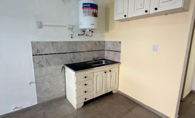 Alquiler PH 2 ambientes en alquiler en Villa Insuperable