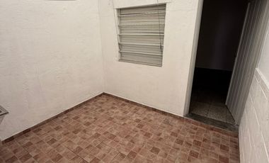 Alquiler PH 2 ambientes en alquiler en Villa Insuperable