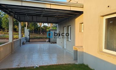 Casa detras del IESA sobre Boulevard en Oberá