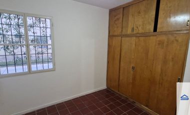 Departamento en alquiler c/ cochera en Luzuriaga