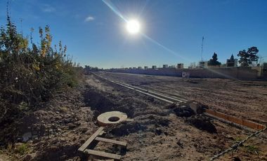VENTA LOTE BARRIO LOS SARMIENTOS LUZURIAGA MAIPU