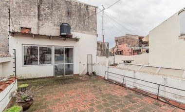 VENTA CASA 5 amb-LANUS ESTE