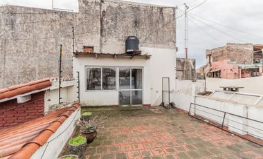 VENTA CASA 5 amb-LANUS ESTE