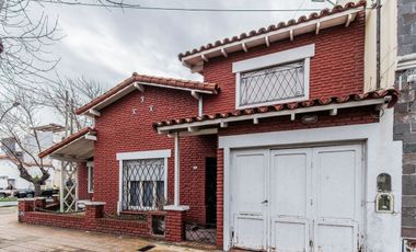 VENTA CASA 5 amb-LANUS ESTE