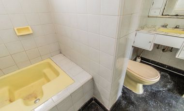VENTA CASA 5 amb-LANUS ESTE