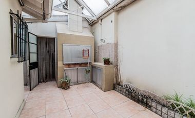 VENTA CASA 5 amb-LANUS ESTE