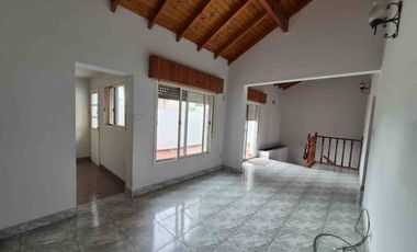 ALQUILER PH 3 AMBIENTES CON PATIO SIN EXPENSAS