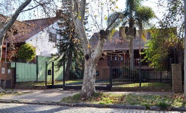 CASA 6 AMBIENTES VENTA  ADROGUE CREDITO DESARROLLO