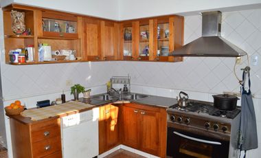 CASA 6 AMBIENTES VENTA  ADROGUE CREDITO DESARROLLO