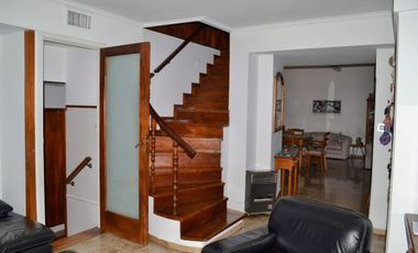 CASA 6 AMBIENTES VENTA  ADROGUE CREDITO DESARROLLO