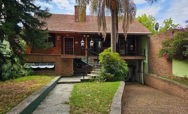 CASA 6 AMBIENTES VENTA  ADROGUE CREDITO DESARROLLO
