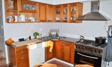 CASA 6 AMBIENTES VENTA  ADROGUE CREDITO DESARROLLO