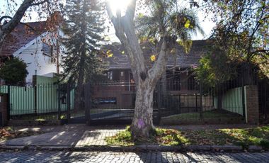 CASA 6 AMBIENTES VENTA  ADROGUE CREDITO DESARROLLO