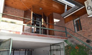 CASA 6 AMBIENTES VENTA  ADROGUE CREDITO DESARROLLO
