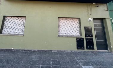 VENTA PH 3 AMB + ESCRITORIO EN PLANTA BAJA MORON