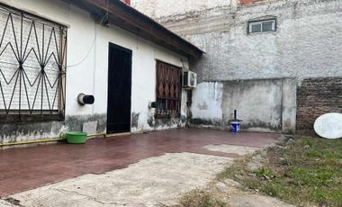 CASA VENTA R.CASTILLO 4 AMB PATIO/COCHERA/QUINCHO