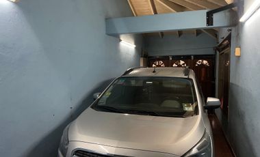 CASA VENTA R.CASTILLO 4 AMB PATIO/COCHERA/QUINCHO