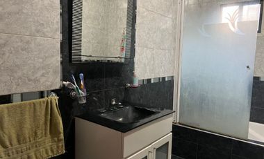 CASA VENTA R.CASTILLO 4 AMB PATIO/COCHERA/QUINCHO