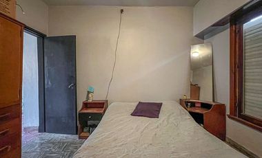 VENTA Casa en bloque 3 ambientes Quincho Las lilas