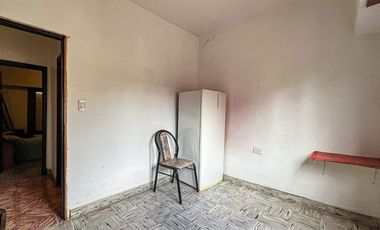 VENTA Casa en bloque 3 ambientes Quincho Las lilas