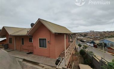 Casa en Arriendo en PASAJE LOS CLAVELES