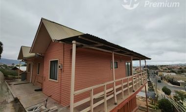 Casa en Arriendo en PASAJE LOS CLAVELES