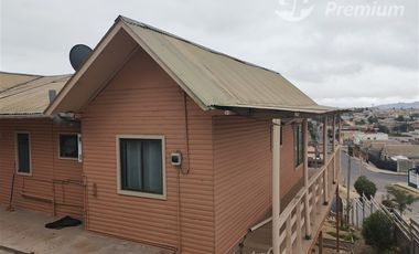 Casa en Arriendo en PASAJE LOS CLAVELES