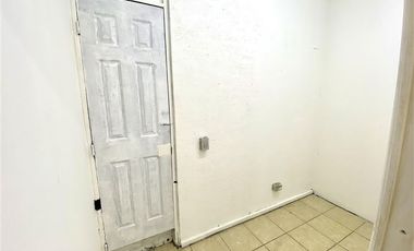 Local Comercial en Arriendo en Omnium / Local 116