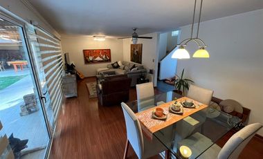 Casa en Arriendo en Santa Elena Colina