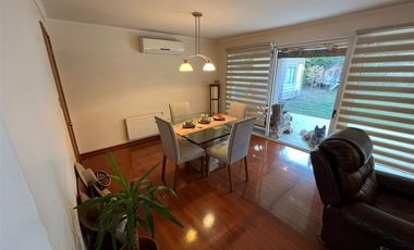 Casa en Arriendo en Santa Elena Colina