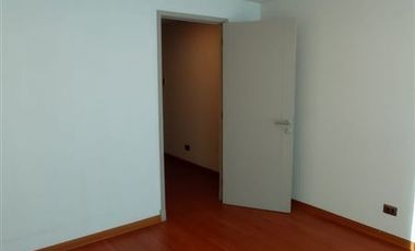 Oficina en Arriendo en Oficina frete a Hospital Gustavo Fricke