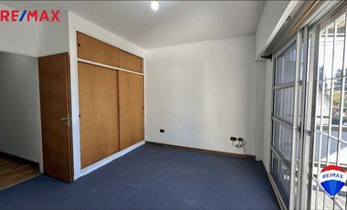 VENTA 4 AMB. QUILMES JARDIN Y COCHERA SIN EXPENSAS