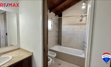 VENTA 4 AMB. QUILMES JARDIN Y COCHERA SIN EXPENSAS