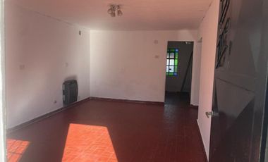 VENTA- casa interna en Santo Tome- zona CENTRO