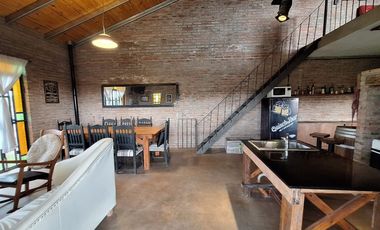 CASA CON PARQUE Y PILETA FINCAS DE IBARLUCEA