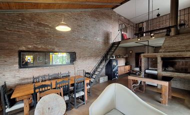 CASA CON PARQUE Y PILETA FINCAS DE IBARLUCEA