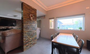 PH multifamiliar en venta con pileta