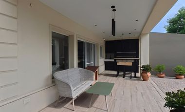 PH multifamiliar en venta con pileta