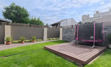 PH multifamiliar en venta con pileta