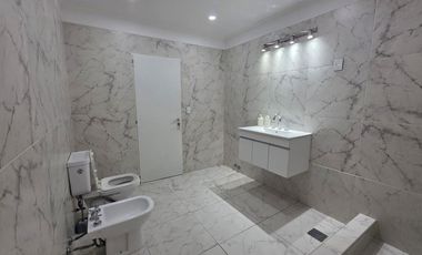 Casa en Venta reciclada a nuevo en Trujui Moreno