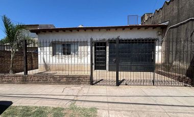 Casa en Venta reciclada a nuevo en Trujui Moreno