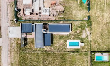 Casa A ESTRENAR de 3 dorm en Country La Reserva
