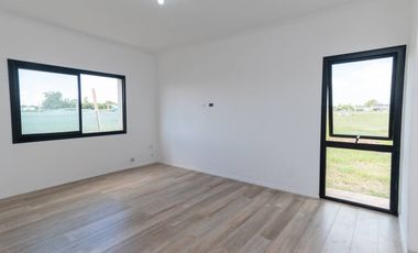 Casa A ESTRENAR de 3 dorm en Country La Reserva