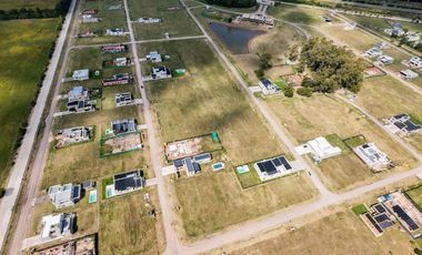 Casa A ESTRENAR de 3 dorm en Country La Reserva