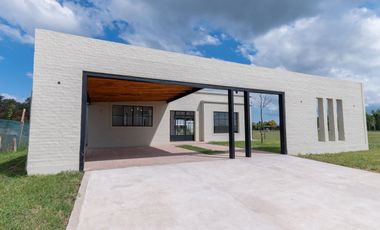 Casa A ESTRENAR de 3 dorm en Country La Reserva