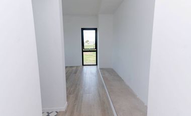 Casa A ESTRENAR de 3 dorm en Country La Reserva