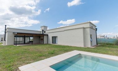Casa A ESTRENAR de 3 dorm en Country La Reserva