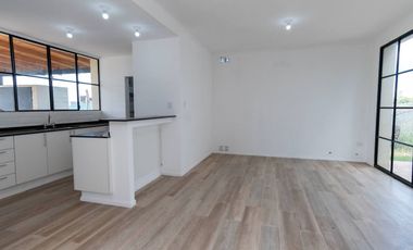 Casa A ESTRENAR de 3 dorm en Country La Reserva